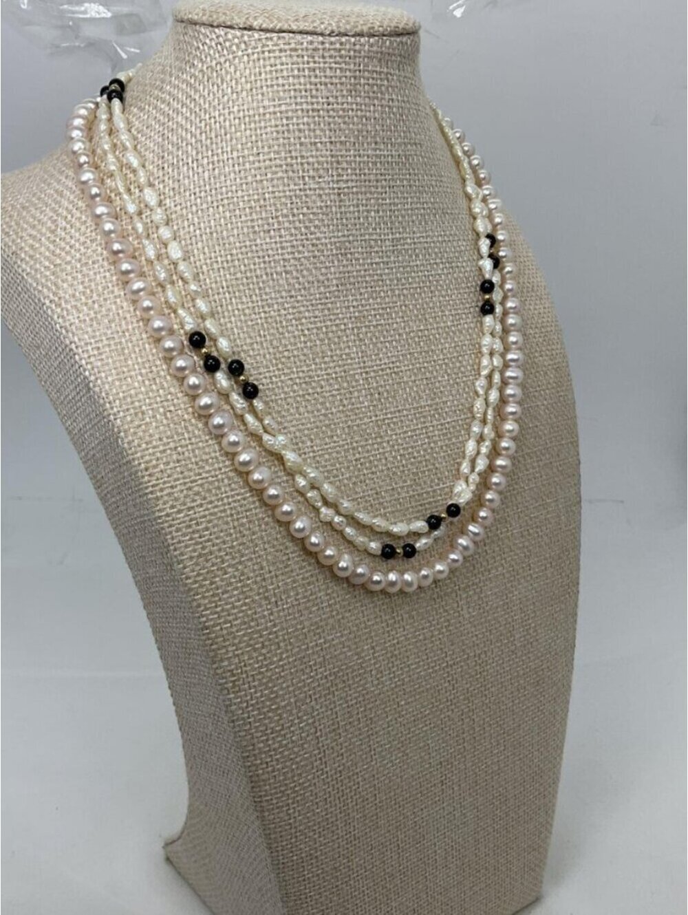10K Yellow Gold Pink White Cultured Freshwater Pearl 3 Strand Necklace 34.69g
